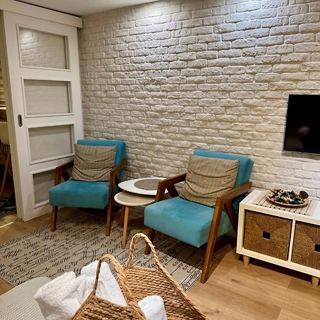 Cozy Haven Apartment เบลเกรด ภายนอก รูปภาพ